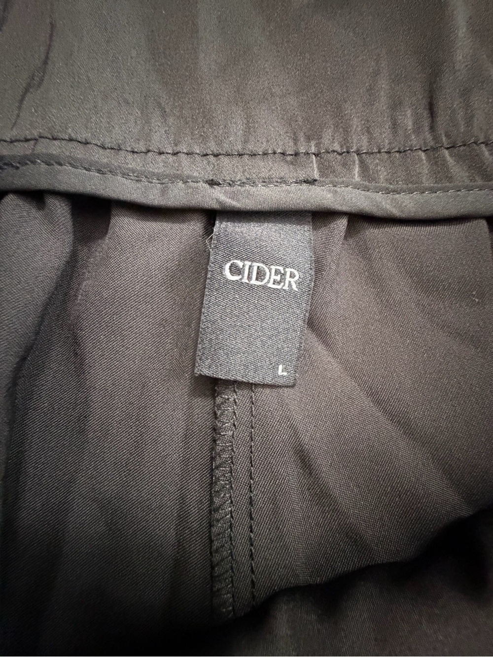 Cider Mid-Rise Wide Leg Satin Pants - Black - Picture 11 of 15
